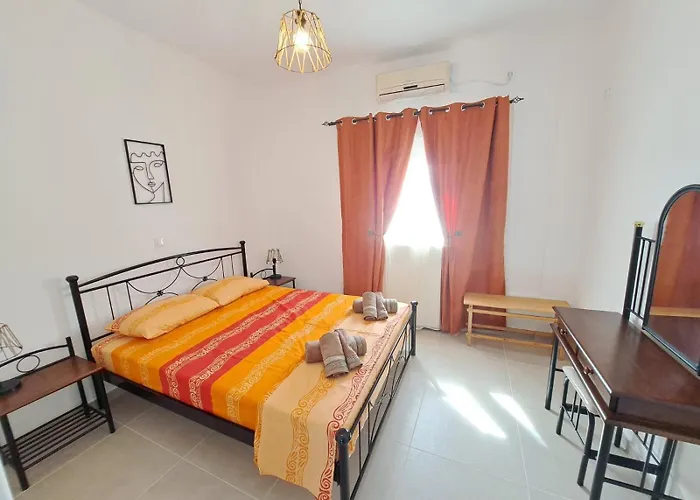 Sunshine House * Serifos Town